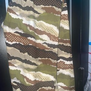 New LuLa Roe TC Camo leggings